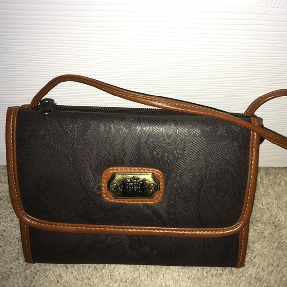 Large wallet on string - Picture 4 of 5